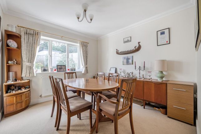15, Kingsway, Chandler's Ford photo 4