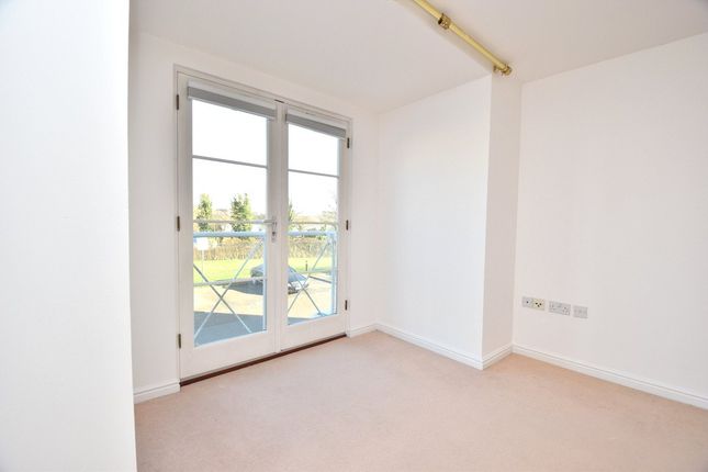25, Old Maltings Court, Melton photo 3
