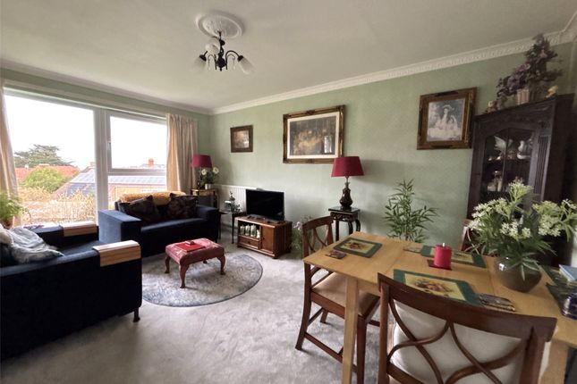 29 Bernard Crescent, Minehead Somerset, Somerset photo 2