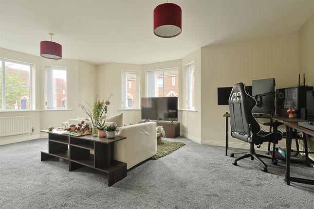 33, Cloverfield, North Tyneside photo 2