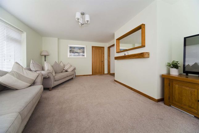 118, Mowbray Road, Hartlepool photo 4