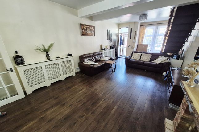 46, Argyle Road, LONDON photo 2
