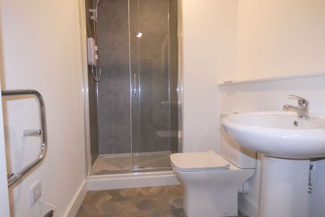 Apartment 9 Lyons Grove, Stoke-On-Trent photo 3