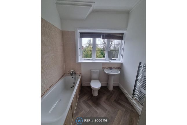Flat D, Madeira Park, Tunbridge Wells photo 5