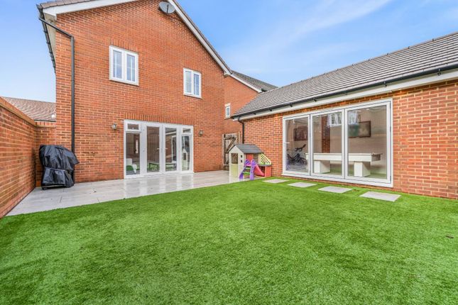 9, Elstar Road, Ongar photo 4
