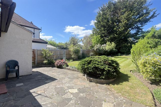 33, Abinger Avenue, Cheam photo 4