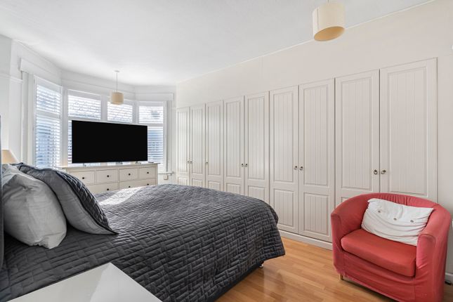103, Warwick Road, Thornton Heath photo 4
