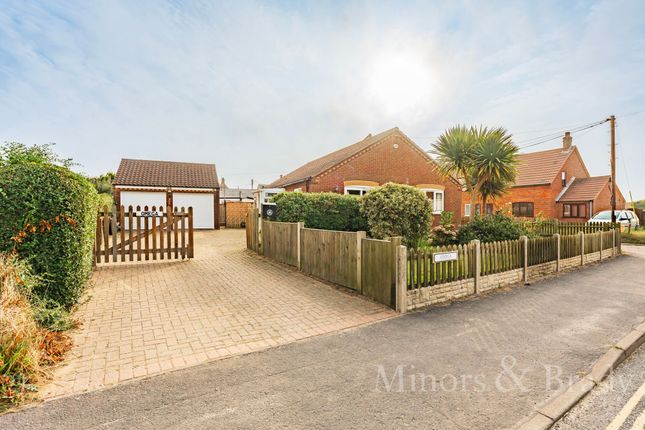 Thumbnail Detached bungalow to rent in Coast Road, Walcott