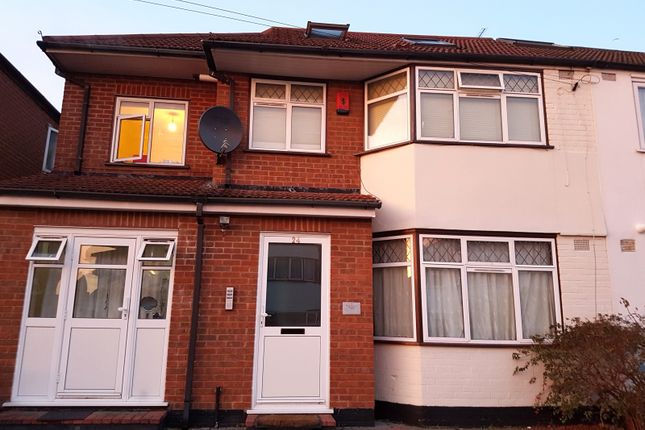 Nolton Place, Edgware, Ha8