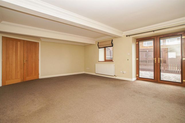 Monks Close, PENRITH photo 4