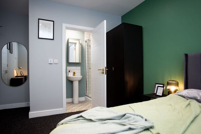 33, Catherine Street, Manchester photo 5