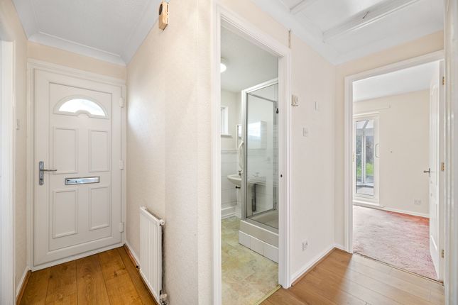 23 Plovers Lane, Frodsham photo 2
