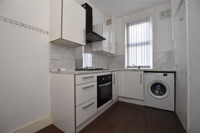 8, Cobden Place, West Yorkshire photo 4