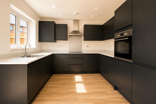 3, Senepol Avenue, Milton Keynes photo 2
