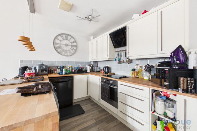 23, Wesham Park Drive, Wesham photo 4