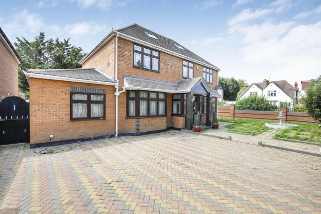 Thumbnail Detached house for sale in Spring Grove Road, Isleworth