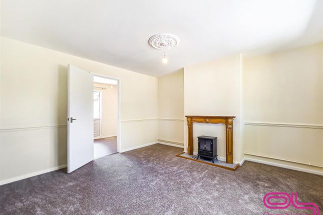 48, Hartshill Road, Swadlincote photo 4