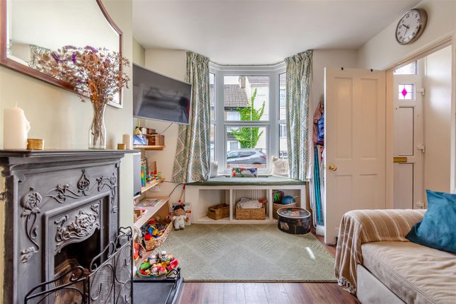 Terraced house for sale in Charlton Street, Maidstone