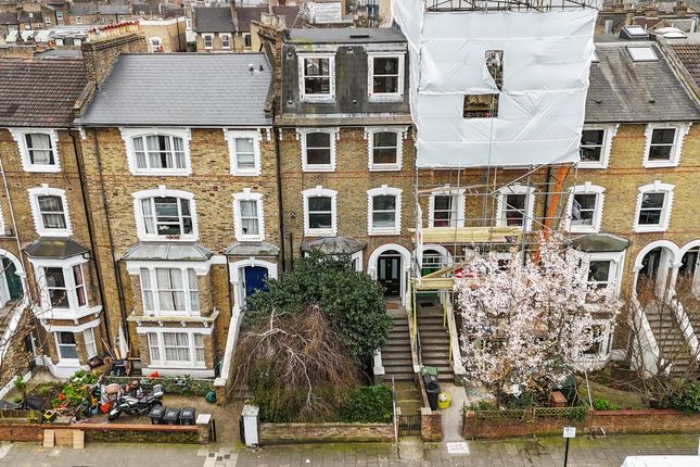 Terraced house for sale in Amhurst Road, London
