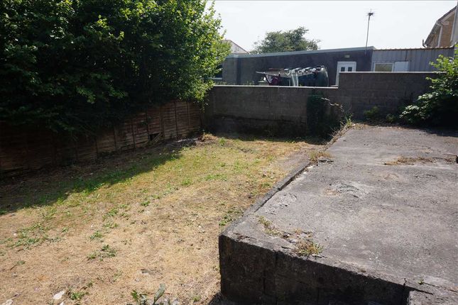 25, Troed Y Bryn, UPPER TUMBLE, Llanelli photo 2