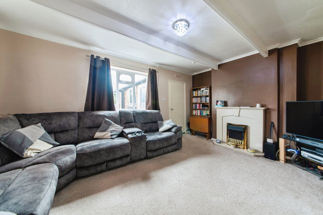 18, Barnes Road, Spalding photo 4