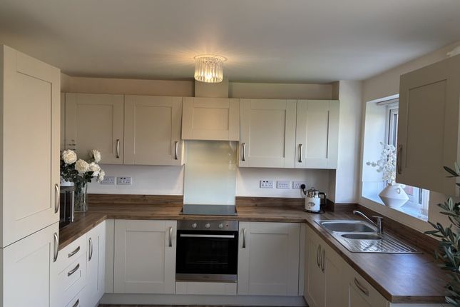 1, Tulip Drive, Balby, DN4 photo 3
