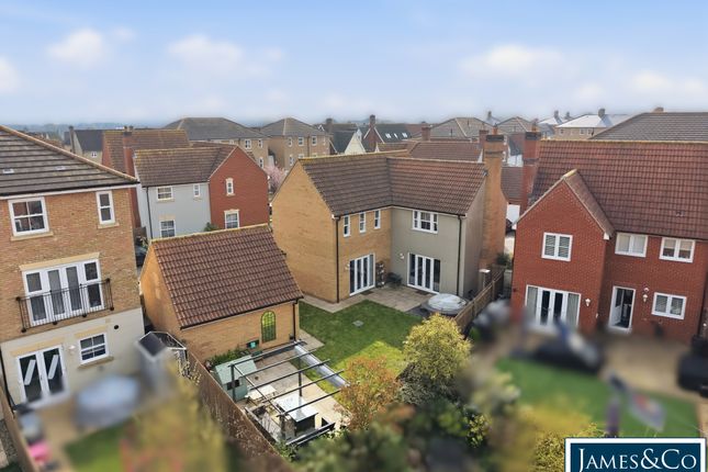 30, Snowberry Road, Dunmow photo 4