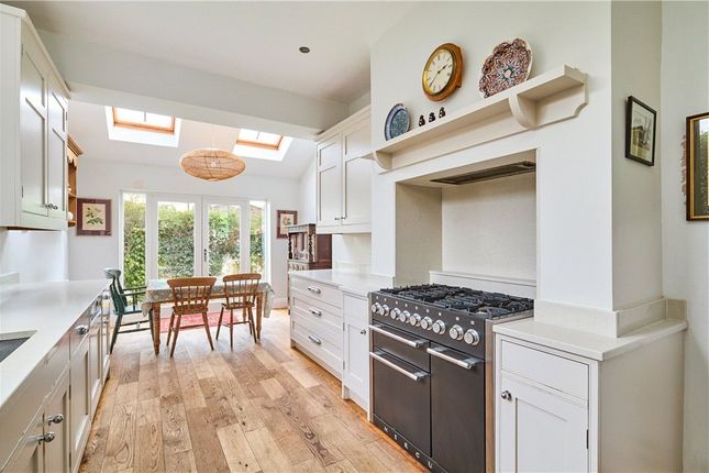 13, Wheatley Avenue, West Yorkshire photo 4