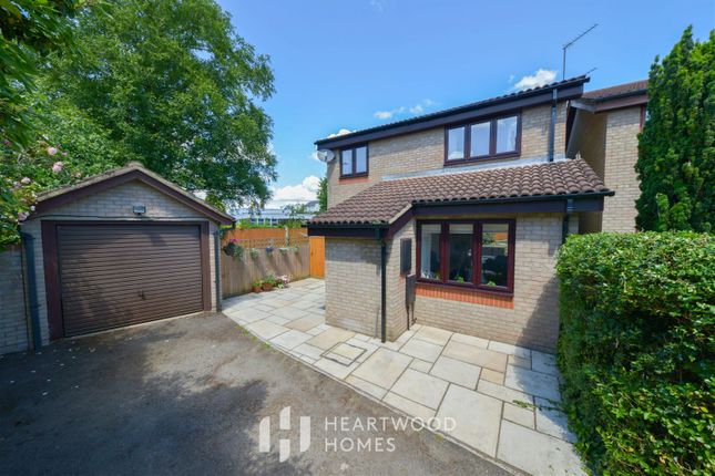 Thumbnail Detached house for sale in Warwick Road, St. Albans