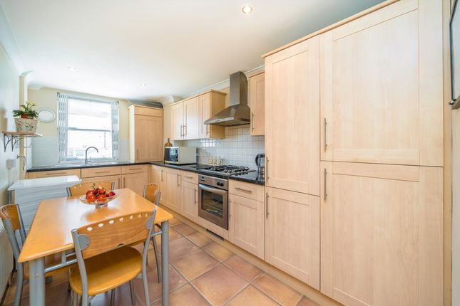 Flat 1, 1B, Bruce Road, Mitcham photo 3