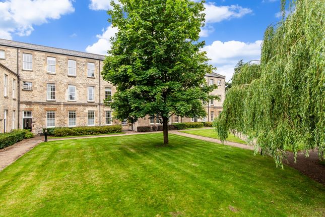 47 St. Georges Manor, Mandelbrote Drive, Oxford photo 4