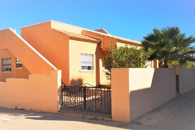 Thumbnail Villa for sale in Calle Patricio Zammit, 50, 03182 Torrevieja, Alicante, Spain