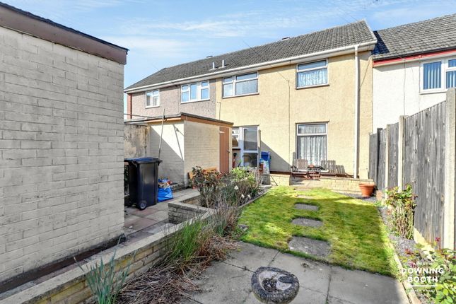 15, Bower Close, Lichfield photo 2