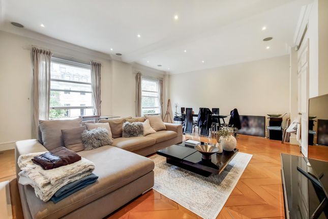 4,39, Winsley House, London photo 3