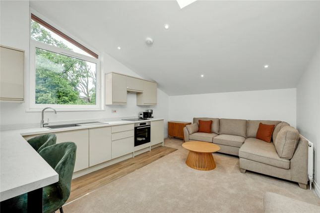 Flat 1 Tilia Copse, 33, Westfield Road, Woking photo 4