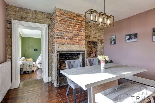7 Horbury Road, Ossett photo 4