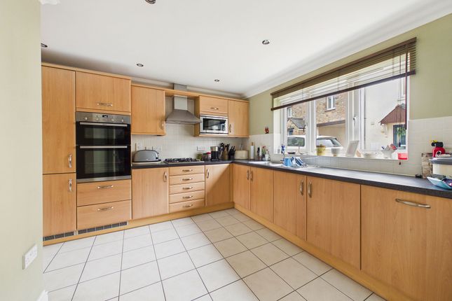 34 Strawberry Fields, North Tawton photo 2