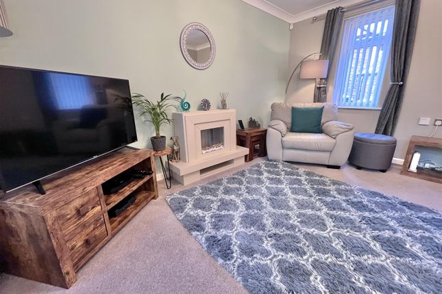 23, Nightingale Close, Wilmslow photo 4