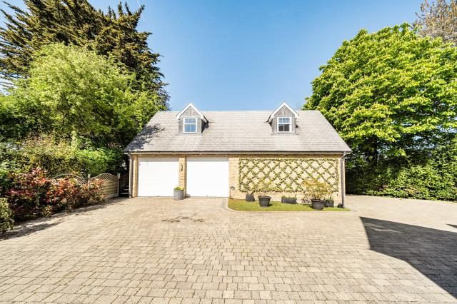 121a, Cumnor Hill, Oxford photo 4