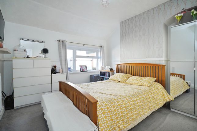 9, Bosworth Road, Swadlincote photo 3