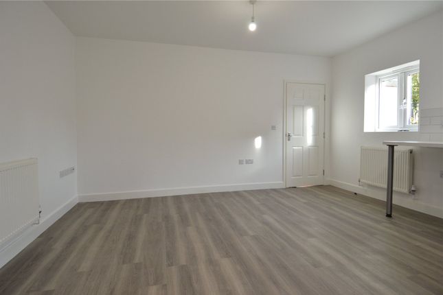 Flat 5, 2, Birmingham Road, Birmingham photo 4
