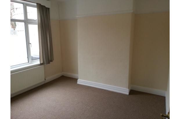 13, Glan Y Don, Holywell photo 4