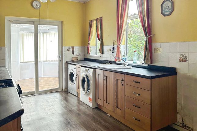 33, Townsend Road, Swinton photo 3