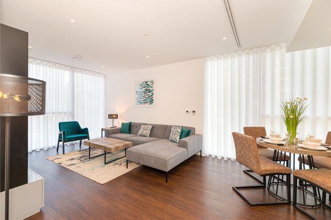 Flat for sale in Maine Tower, 9 Harbour Way, Canary Wharf
