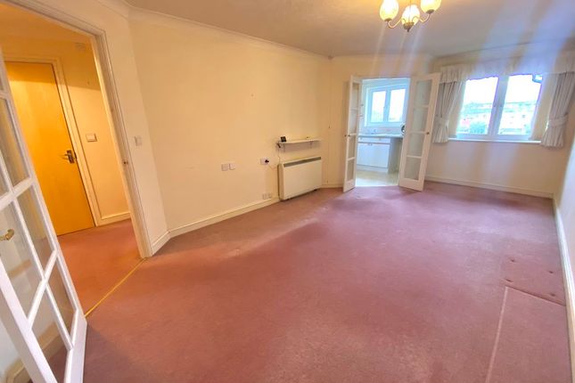 52, Moresby Court, Westbury Road, Fareham photo 3