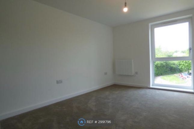 Flat, Macro House Atlas Way, Oakgrove, Milton Keynes photo 5