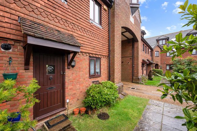 Thumbnail Mews house for sale in Meade Court, Walton On The Hill, Tadworth