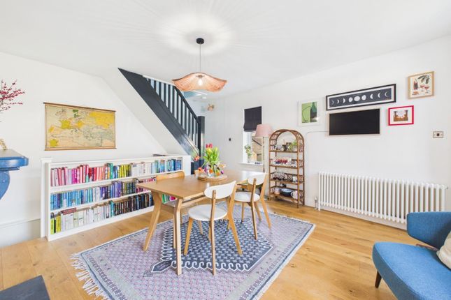 2, Thomas Street, Keighley photo 2
