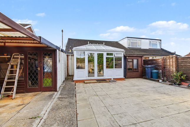 48, Harewood Road, Bedford photo 2