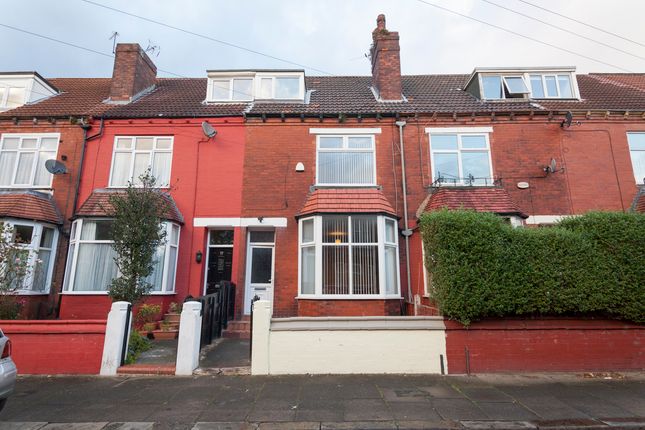 Thumbnail Terraced house to rent in Oak Road, Salford